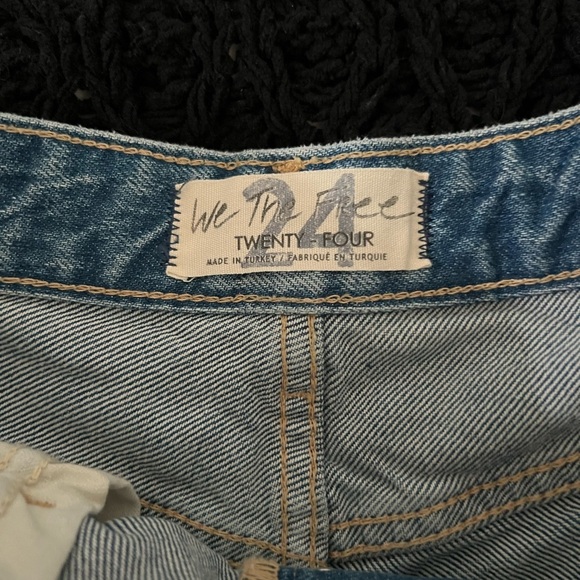 We The Free Denim Shorts - Picture 3 of 5